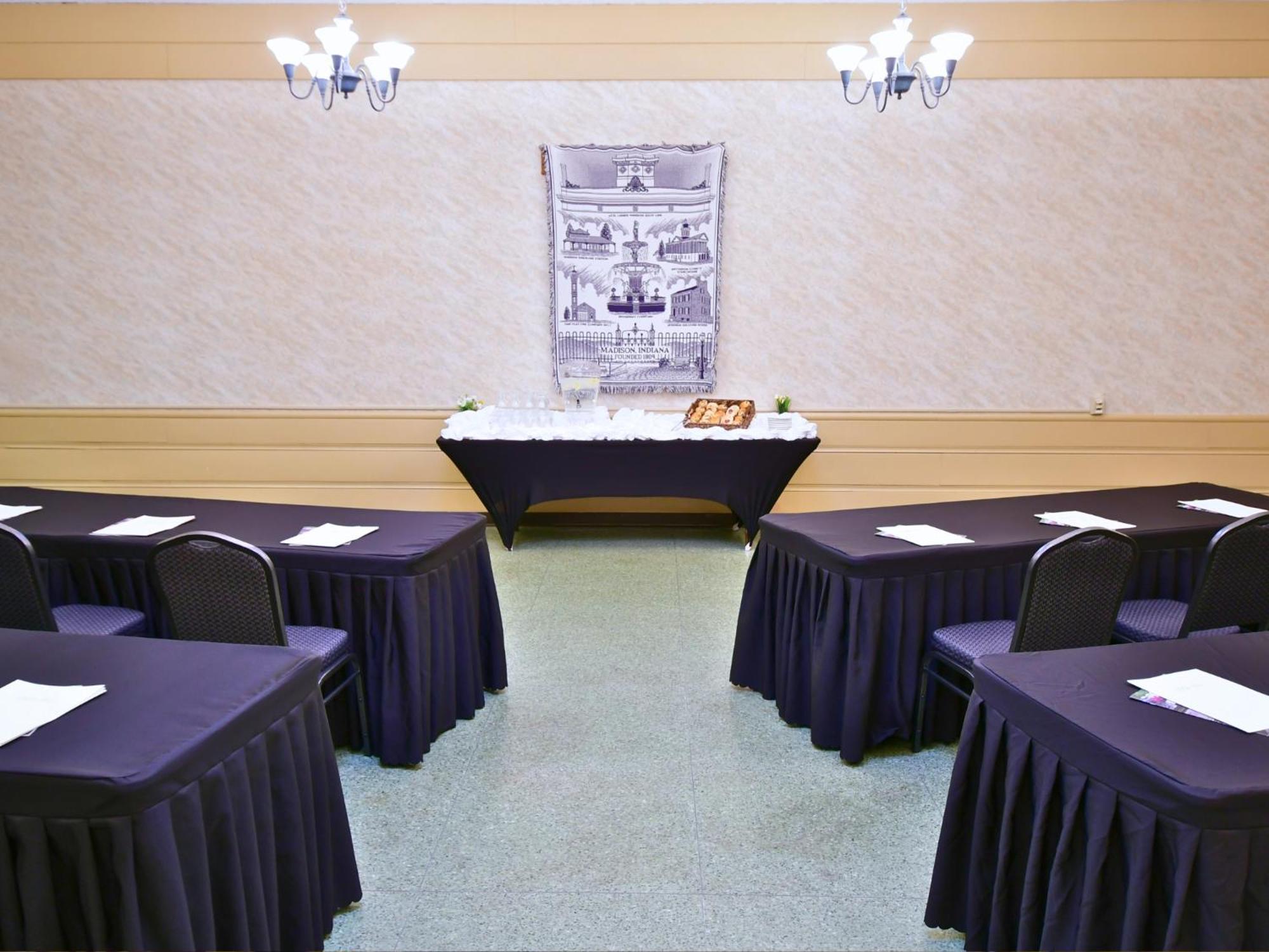 Clifty Inn Madison Bagian luar foto
