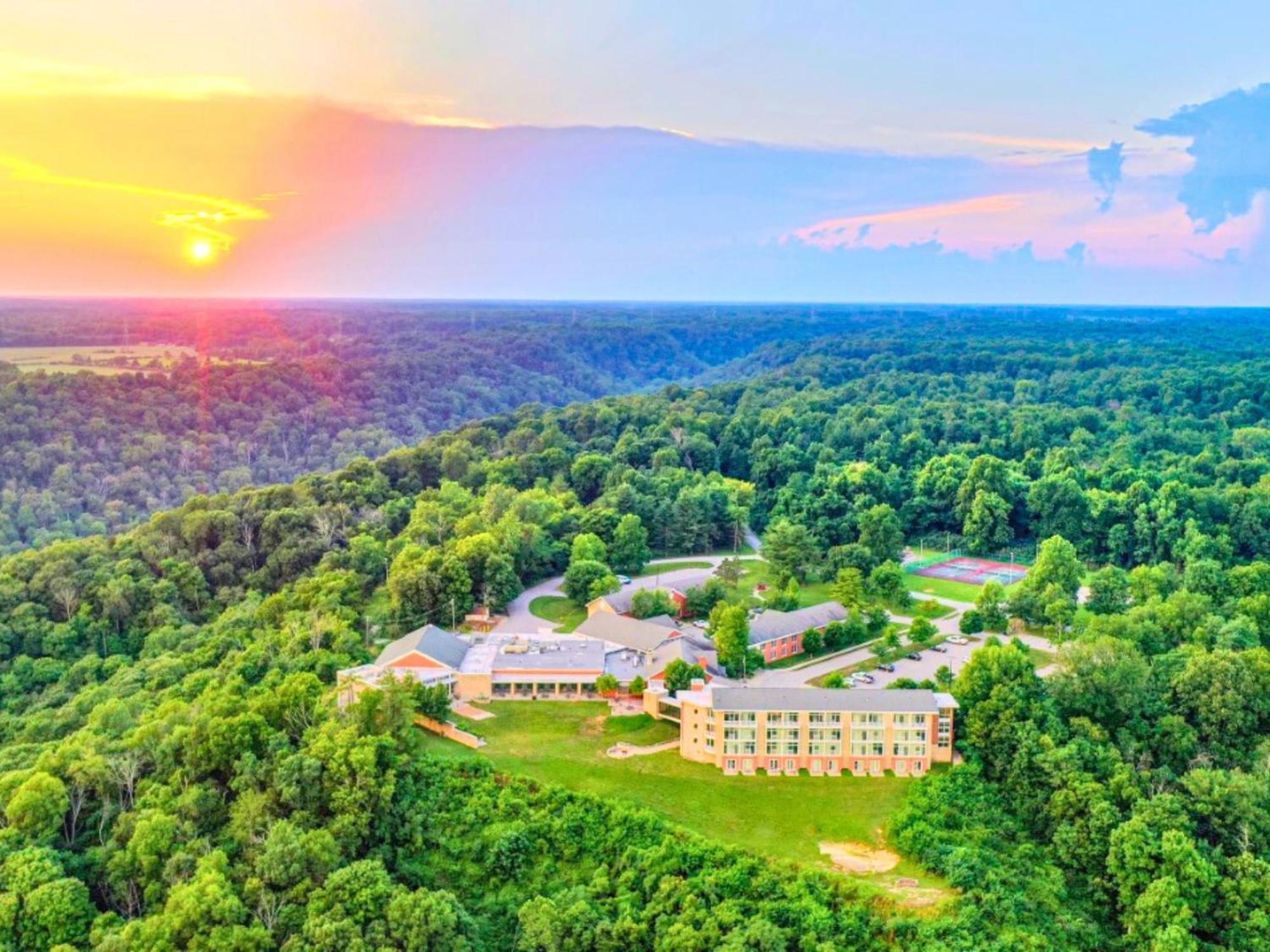 Clifty Inn Madison Bagian luar foto